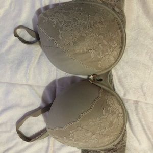 38 D push-up bra victoria’s Secret